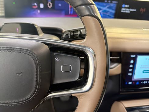 Used 2025 Lincoln Navigator Black Label image 15