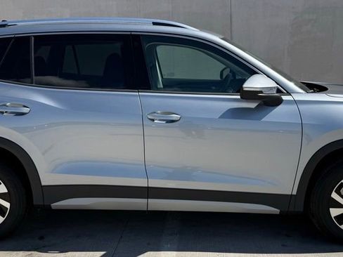 Certified 2025 Volkswagen Tiguan S FWD image 5