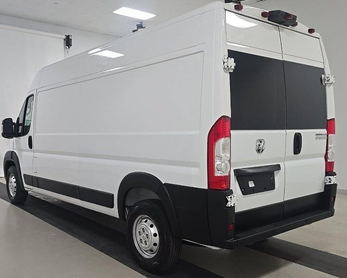 Used 2023 RAM ProMaster 2500 FWD image 4