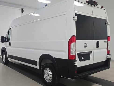 Used 2023 RAM ProMaster 2500 FWD image 4