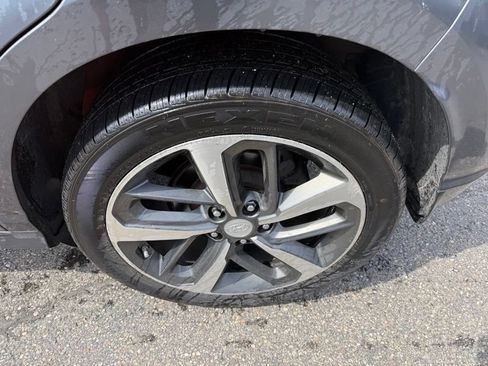Used 2019 Hyundai Kona Limited FWD image 16