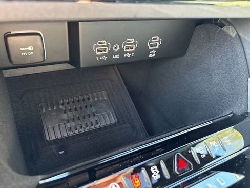 New 2026 Jeep Grand Wagoneer L Limited AWD/4WD image 27
