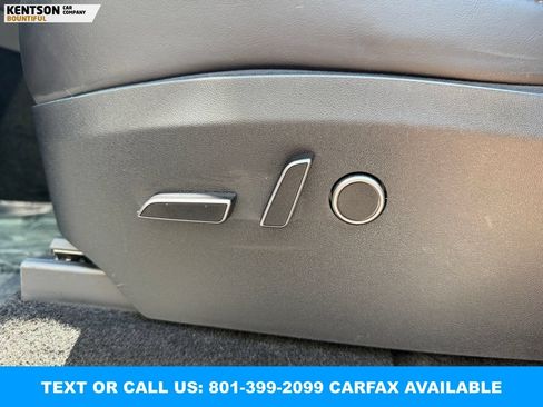 Used 2023 Tesla Model Y Long Range AWD/4WD image 22