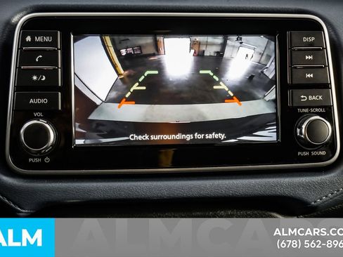 Used 2025 Nissan Versa SV FWD image 31