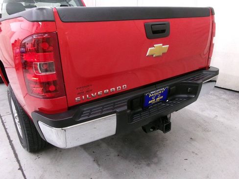 Used 2014 Chevrolet Silverado 2500 W/T w/ Snow Plow Prep Package AWD/4WD image 11