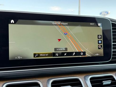Used 2021 Mercedes-Benz GLE 450 4MATIC image 26