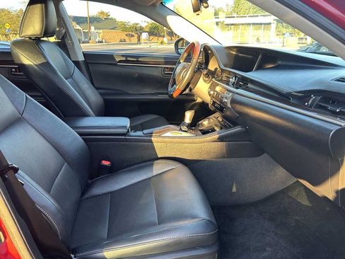Used 2016 Lexus ES 350 image 10