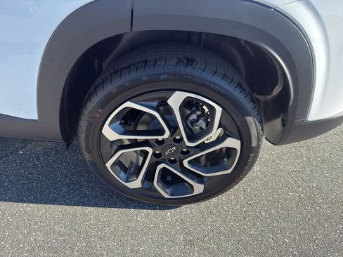 New 2026 Chevrolet Trax RS w/ Sunroof Package image 21