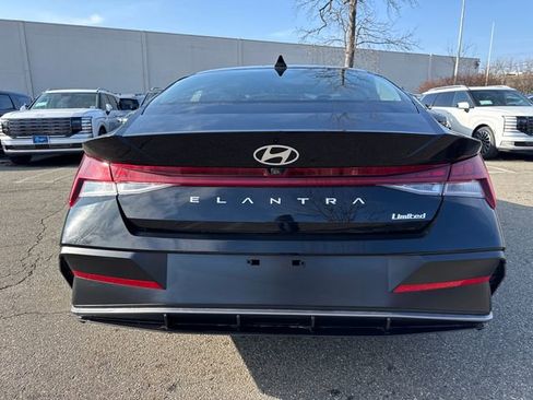 New 2026 Hyundai Elantra Limited image 10