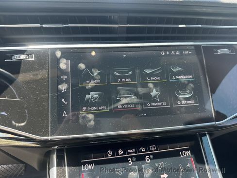 Used 2022 Audi Q8 Premium Plus AWD/4WD image 17