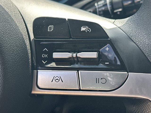 Certified 2024 Hyundai Elantra SEL FWD image 21