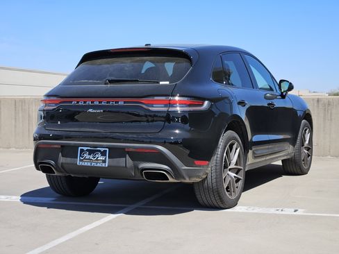 Certified 2026 Porsche Macan image 8