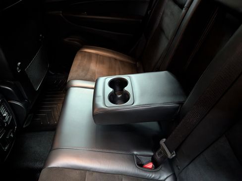 Used 2022 Jeep Grand Cherokee Laredo X image 10