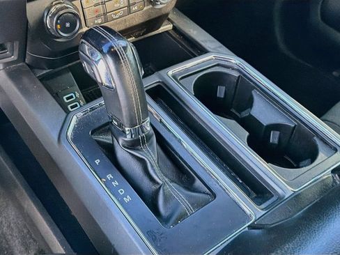 Used 2018 Ford F150 XLT w/ Equipment Group 302A Luxury AWD/4WD image 19