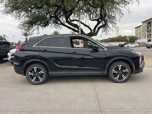 Used 2024 Mitsubishi Eclipse Cross SE image 2