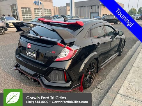 Used 2018 Honda Civic Type R image 3