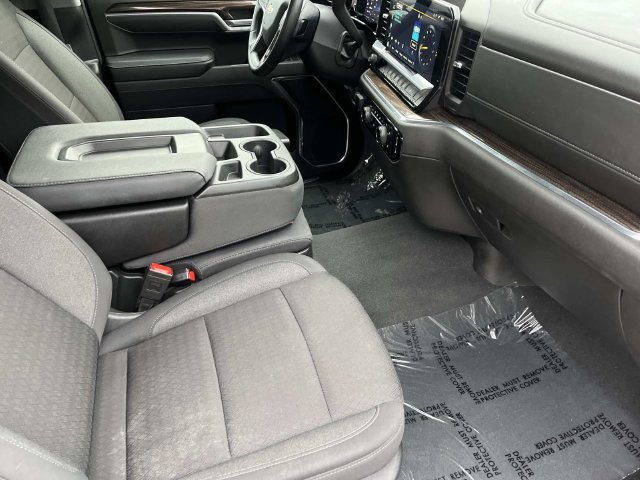 Used 2025 Chevrolet Silverado 1500 LT AWD/4WD image 22
