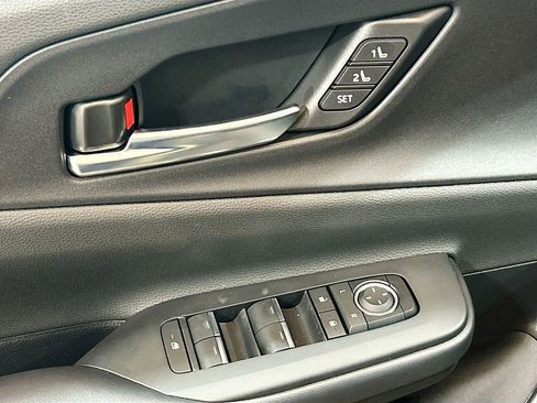 New 2026 Toyota Prius Plug-In Hybrid image 17