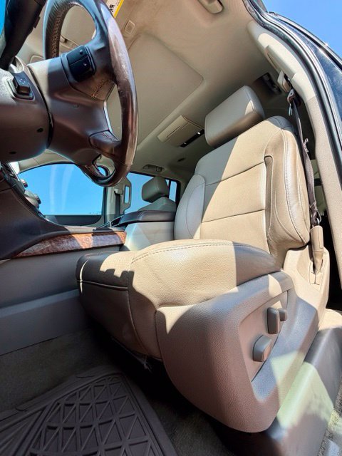 Used 2018 Chevrolet Suburban Premier AWD/4WD image 10