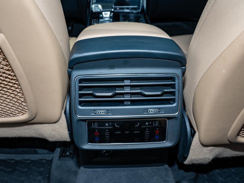 Used 2023 Audi Q8 Premium Plus w/ Premium Plus Package image 35