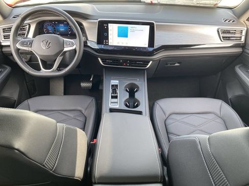 New 2026 Volkswagen Atlas Cross Sport SE FWD image 11