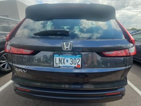 Used 2024 Honda CR-V LX image 5