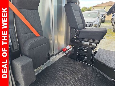 New 2025 Chevrolet Brightdrop 400 image 10