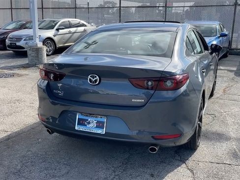 Used 2025 MAZDA MAZDA3 s image 24
