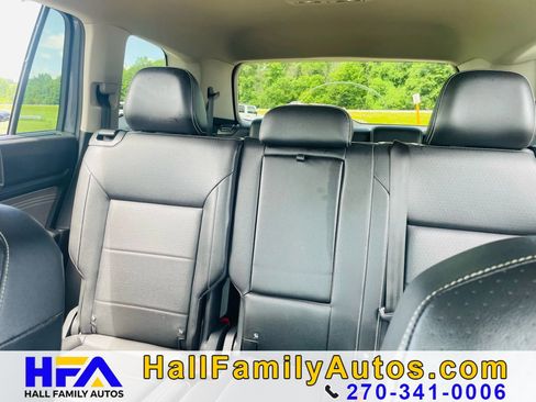 Used 2021 Volkswagen Atlas SE image 31