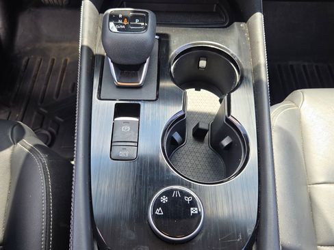 Used 2022 Nissan Rogue SL AWD/4WD image 18