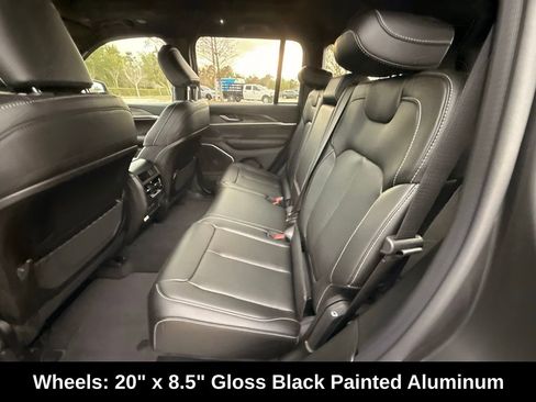 New 2026 Jeep Grand Cherokee Limited w/ Limited Altitude Package RWD image 27