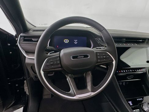 New 2026 Jeep Grand Cherokee L 4WD image 15