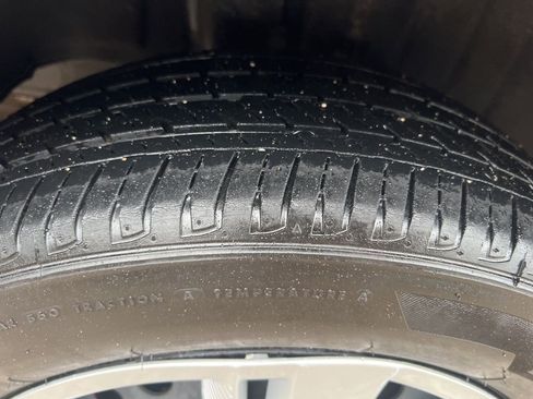 Used 2025 Nissan Kicks Play S image 41