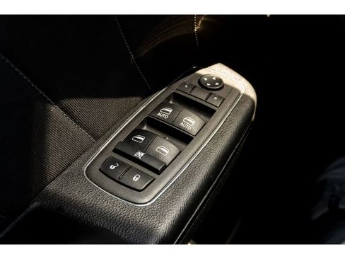 Used 2022 Dodge Charger SXT w/ Blacktop Package image 29