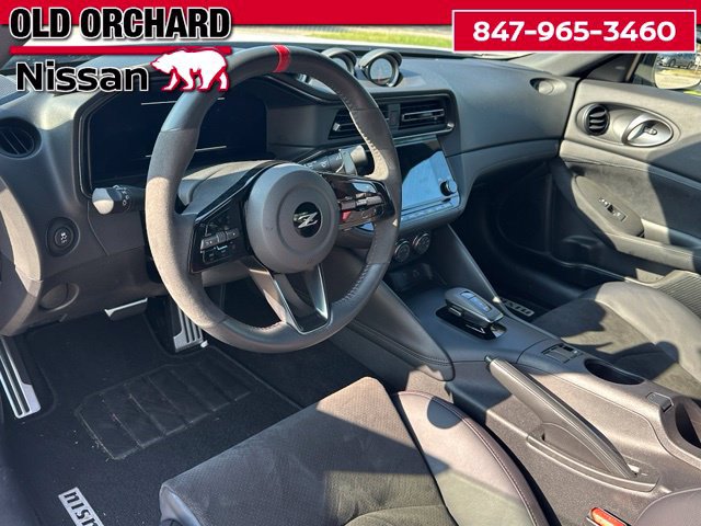 Used 2025 Nissan Z NISMO w/ Floor Mat Package RWD image 15