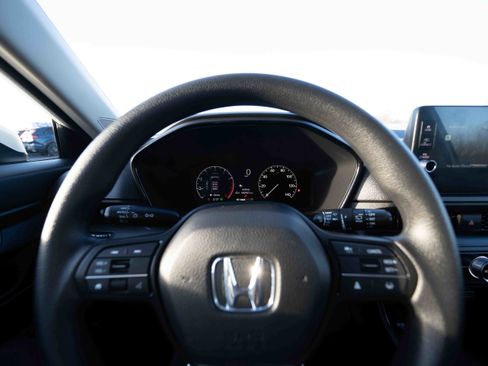 Used 2026 Honda CR-V EX image 15