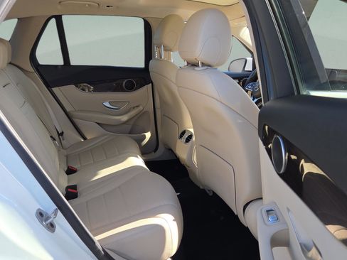 Certified 2021 Mercedes-Benz GLC 300 image 17