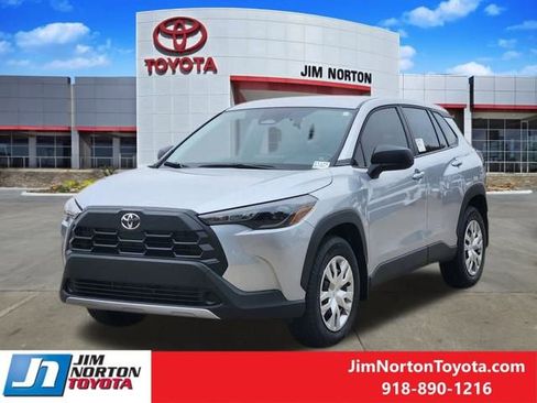 New 2026 Toyota Corolla Cross L image 2