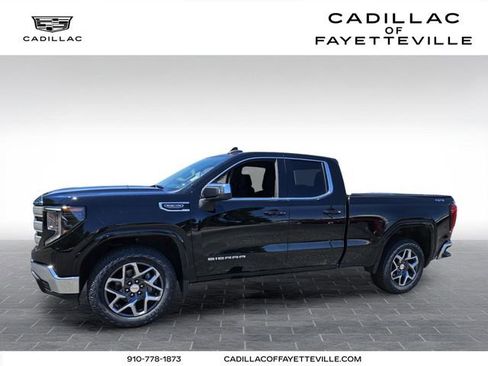 Used 2023 GMC Sierra 1500 SLE AWD/4WD image 1