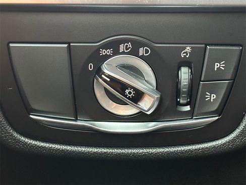 Used 2022 BMW X3 xDrive30i w/ Premium Package 2 image 30