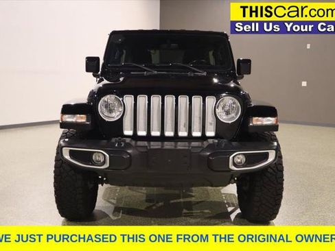 Used 2021 Jeep Wrangler Unlimited Sahara AWD/4WD image 3