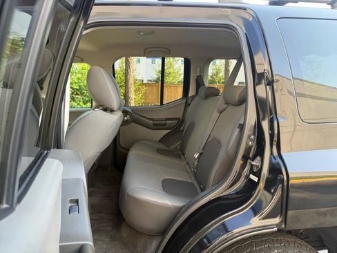 Used 2011 Nissan Xterra S AWD/4WD image 17