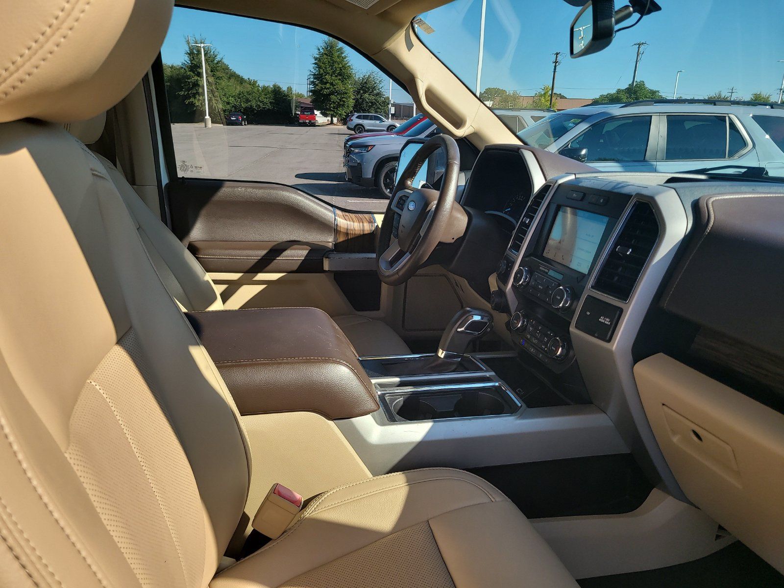 Used 2019 Ford F150 Lariat RWD image 26