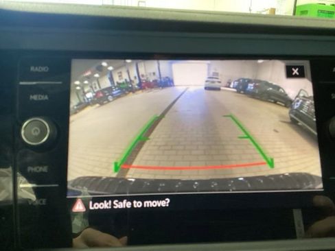 Certified 2024 Volkswagen Jetta GLI 40th Anniversary Edition image 15