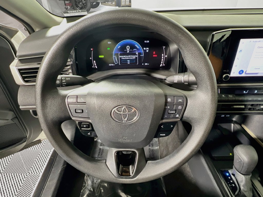 Certified 2025 Toyota Camry LE FWD image 10