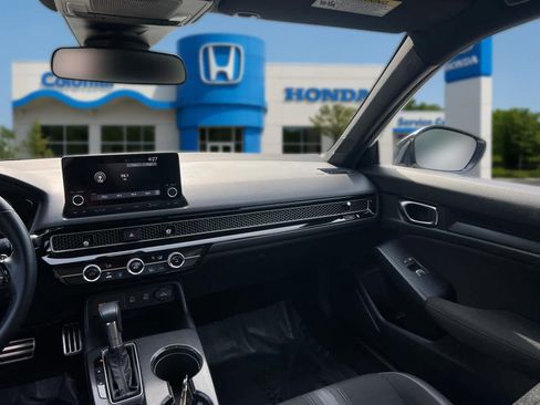 Used 2025 Honda Civic Sport image 33