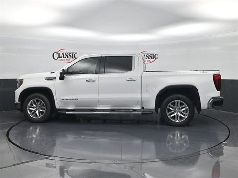 Used 2021 GMC Sierra 1500 SLT w/ X31 Off-Road Package image 2