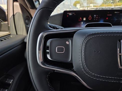 New 2026 Lincoln Navigator Reserve w/ Jet Appearance Package image 22