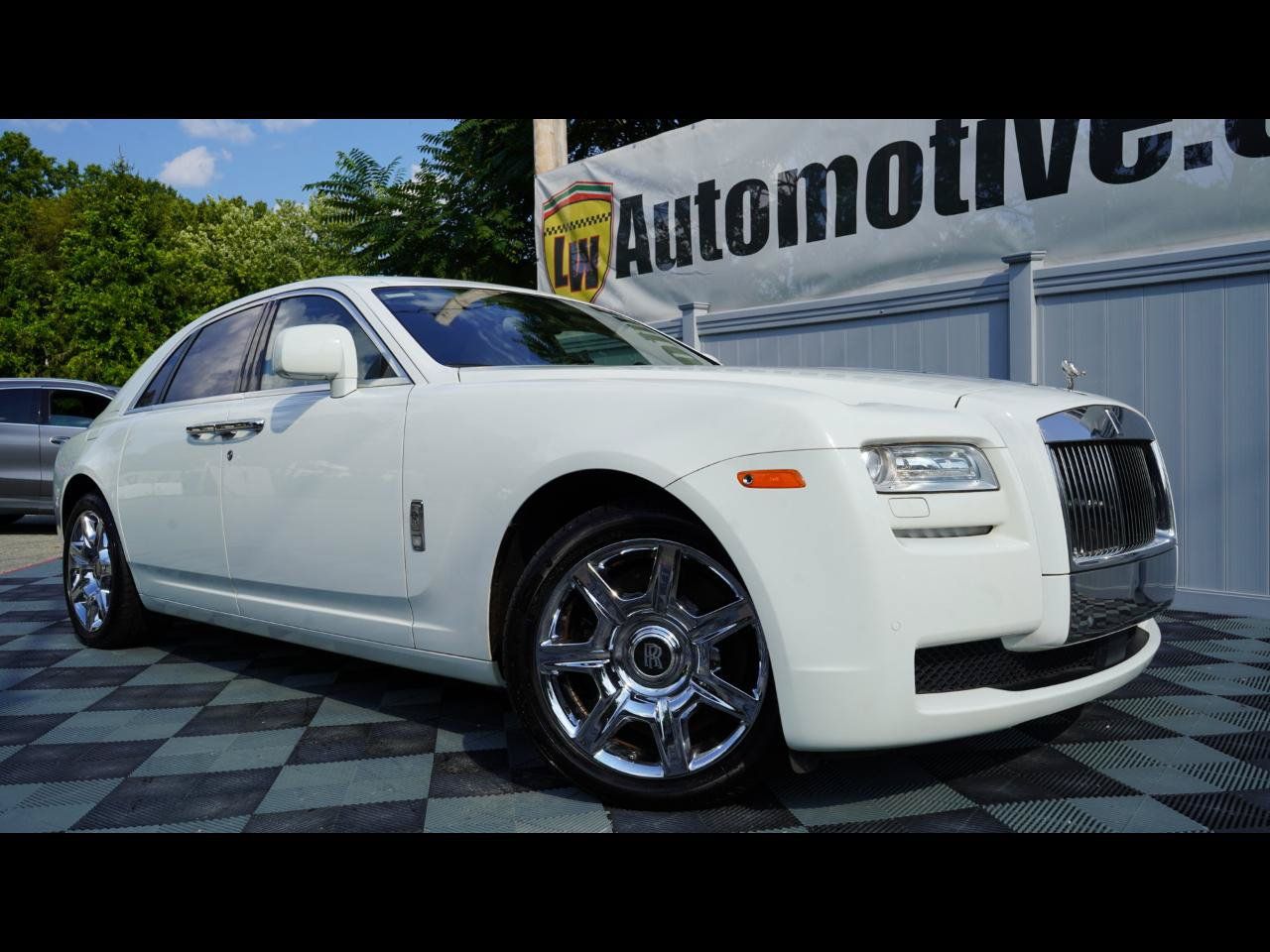 Used 2011 Rolls-Royce Ghost RWD image 1