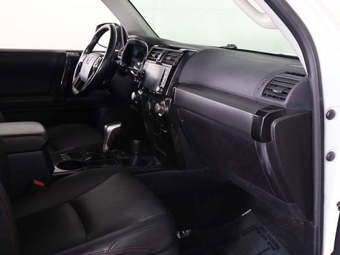 Used 2024 Toyota 4Runner TRD Off-Road Premium image 25